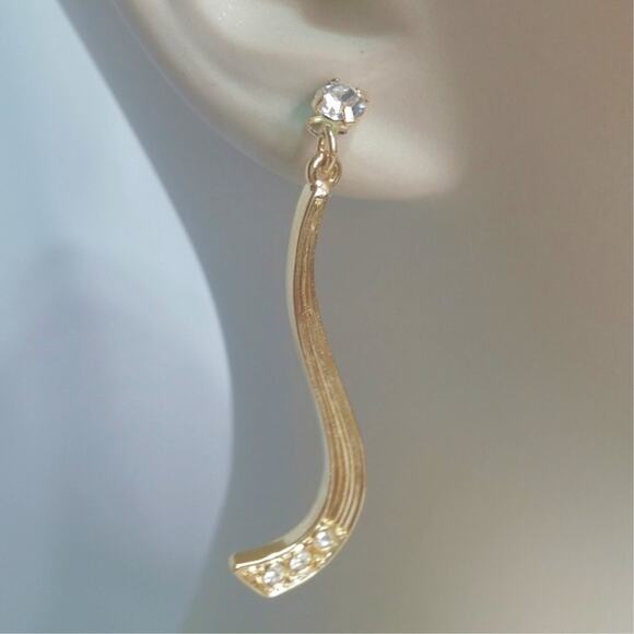 Anne Klein Earrings Rhinestone Swoop Vintage Textured Gold Tone Dangle Elegant - Picture 9 of 11